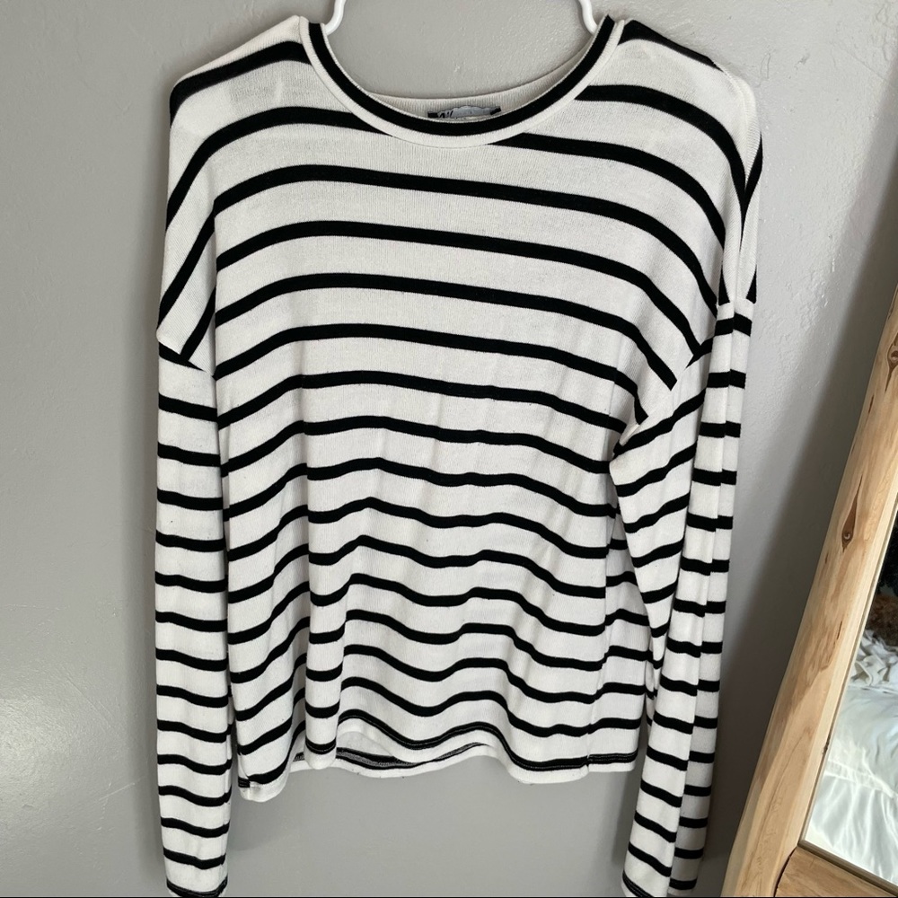 Zara Lightweight Ling Sleeve Top